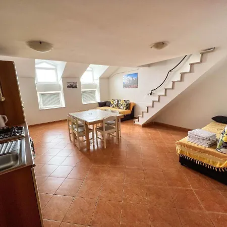 Arena Apartment *