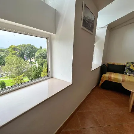 Apartment Arena